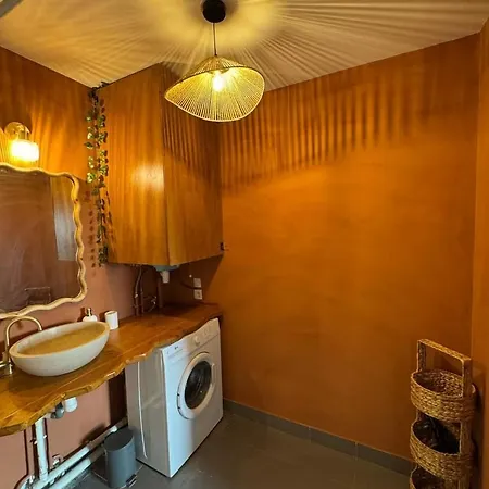 M2 Disney Home Hyper Centre Montévrain Extérieur photo